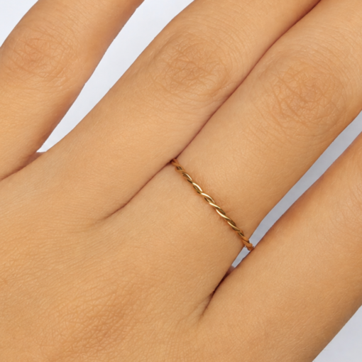 Anillo Twist Sencillo en Oro 14K y 18K