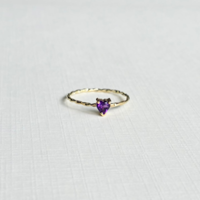 23 Anillo Corazón Twist en Oro 14K y 18K con piedra natural de corte corazón