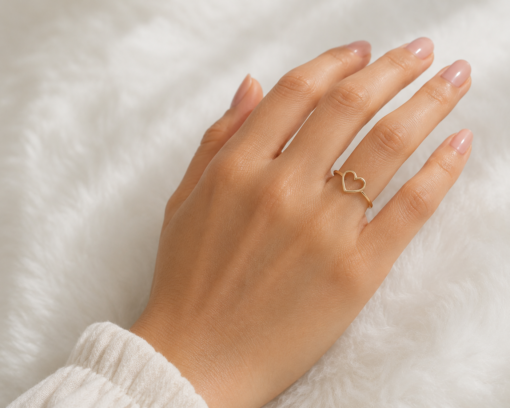 Anillo Amor Corazón en Oro 14 o 18K
