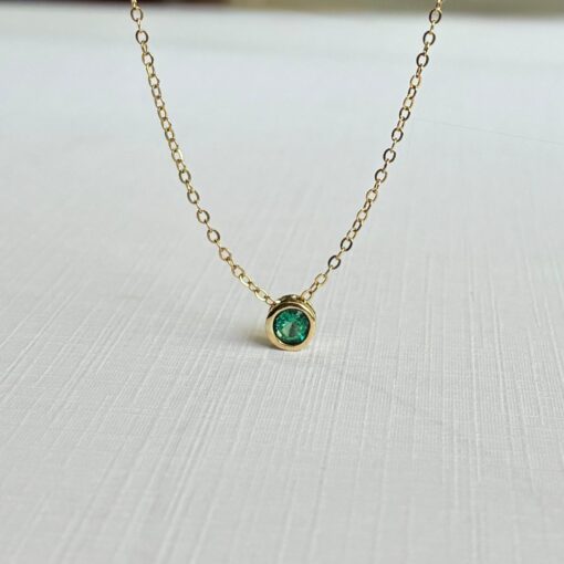 Collar Punto Luz en Oro 18K